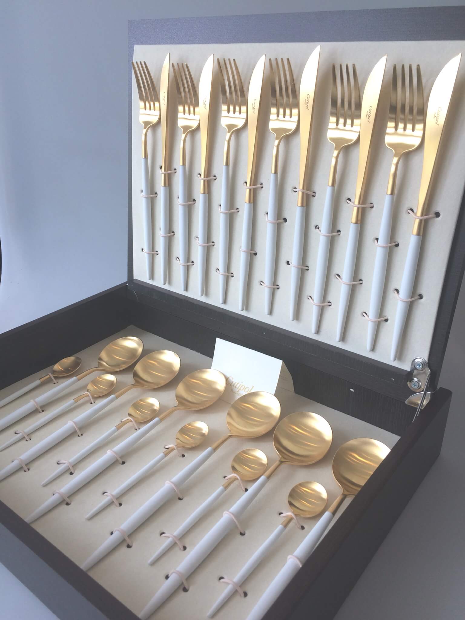 Cutipol Goa White Matte Gold 24 Piece Cutlery Set in Presentation Box